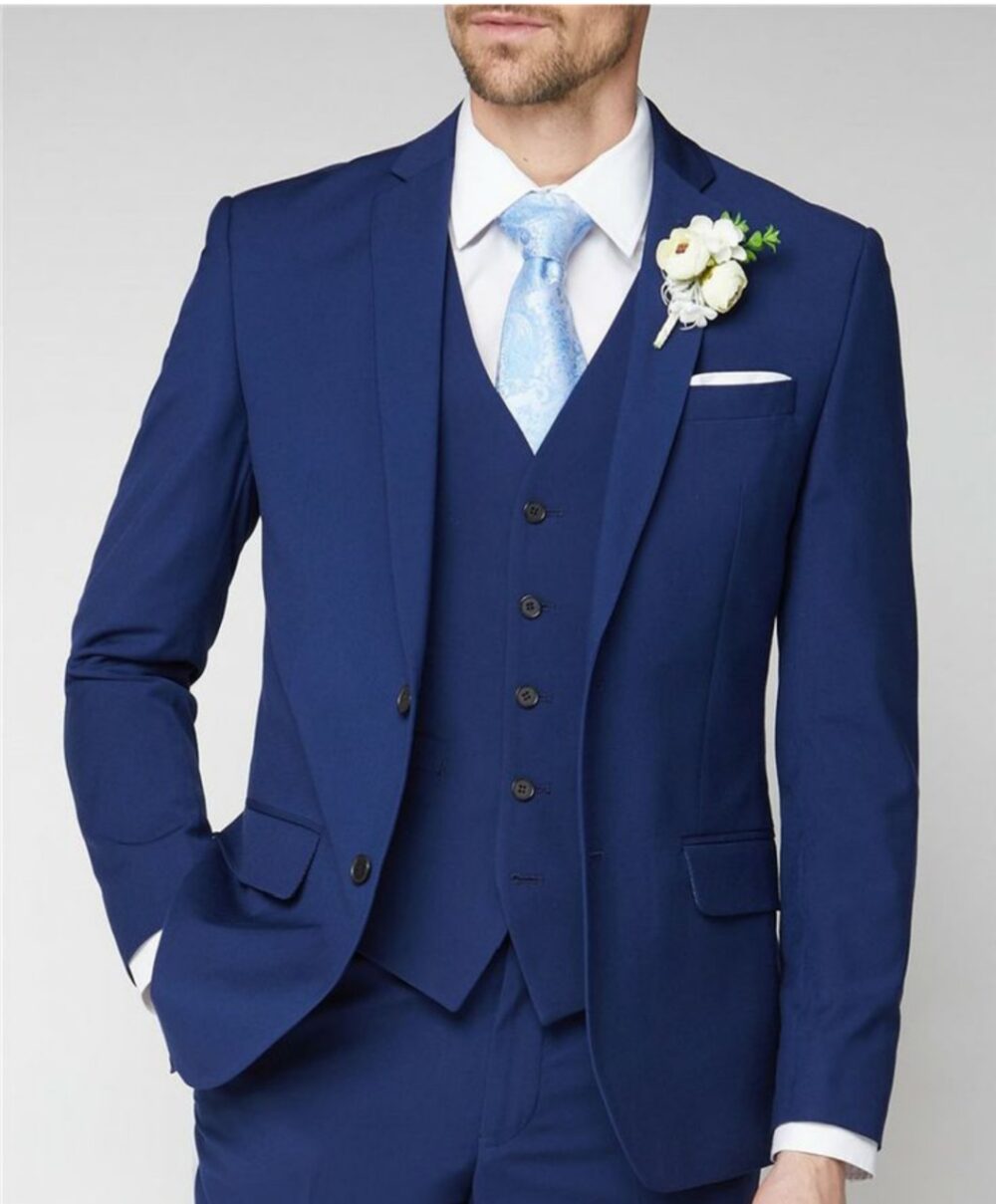 Custom Royal Blue Groom Suit Designed for Wedding Elegance